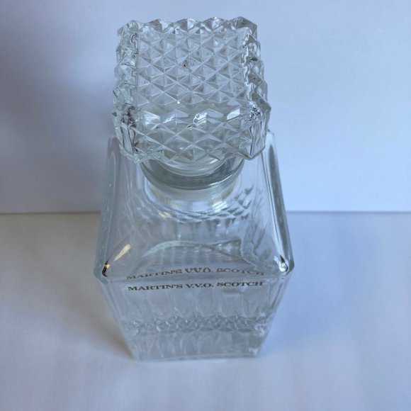 Vintage Martin's V.V.O. Scotch Decanter - Picture 3 of 16